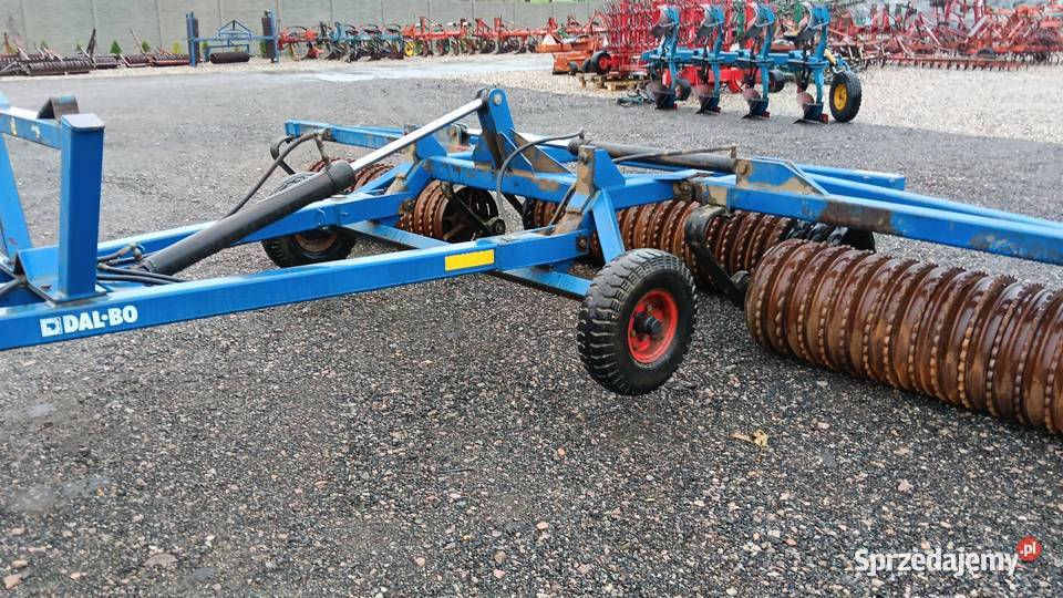 Wały posiewne dalbo 5 4 m 50 na kołach nieuszkodzony Skrzydłowo