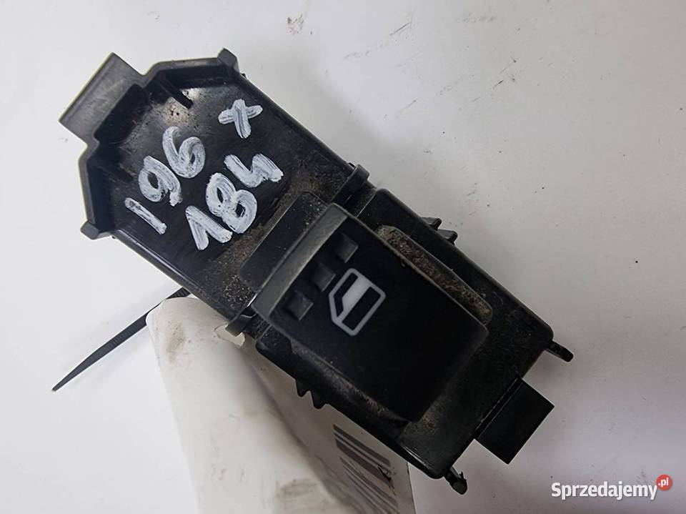 PRZYCISK DAIHATSU SIRION 8200D82 kujawsko-pomorskie Lipno