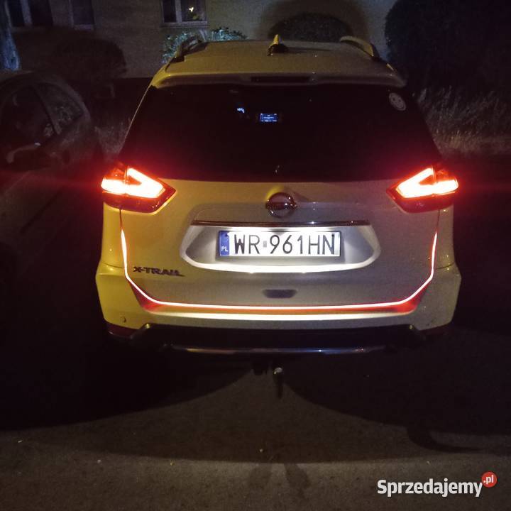 NISSAN XTRAIL 17 CRDI 150 7 osobowy biala perla nieuszkodzony