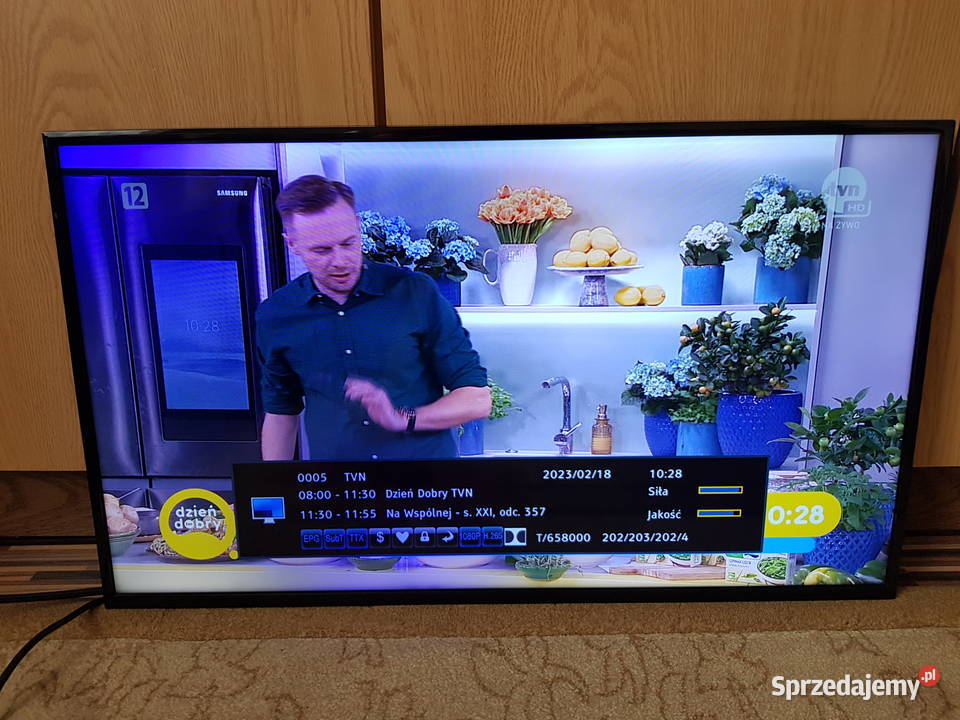 TV monitor Samsung DM32D pilot Warszawa