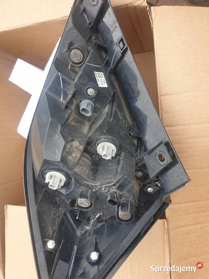 Lampa tylnia lewa honda Civic x generacji Leżajsk