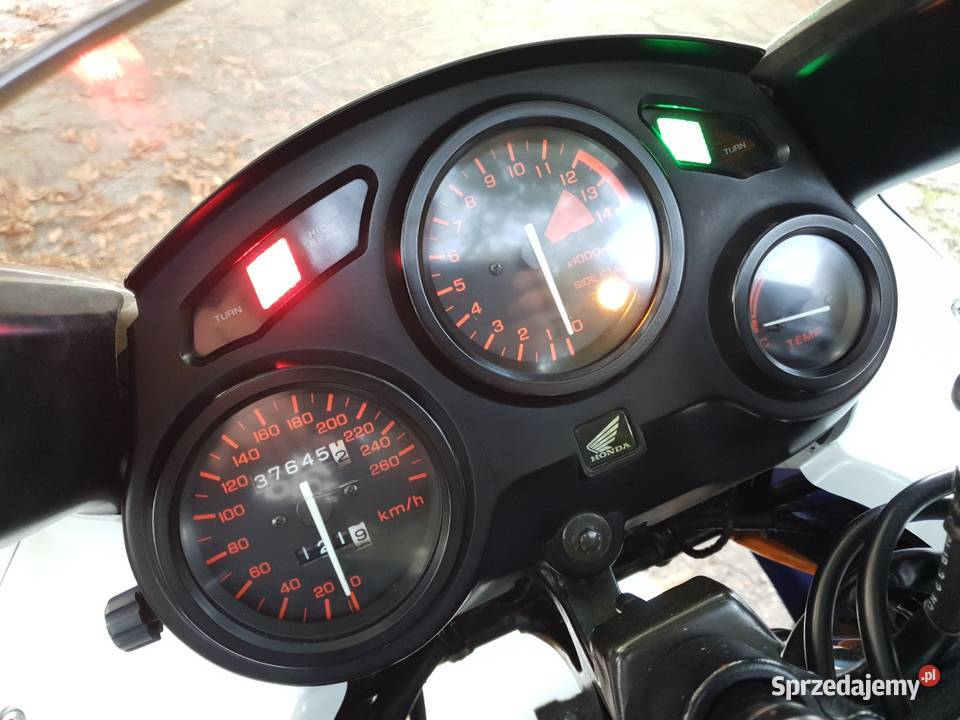 Honda CBR 600 F1 Benetton nieuszkodzony Łowicz