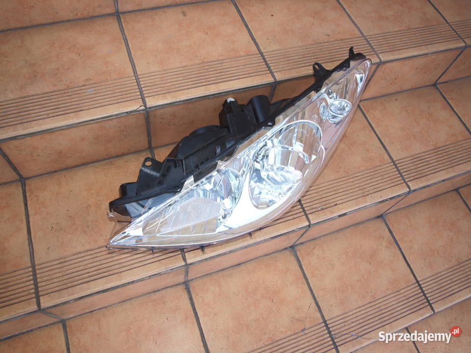 Peugeot 307 lampa lewa przód zwykła soczewka