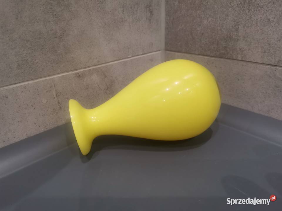 Stary mały żółty wazon design PRL Siemianowice Śląskie