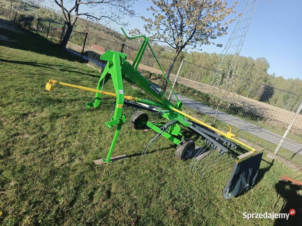 Zgrabiarka Karuzelowa Do Siana DeutzFahr Lubinka