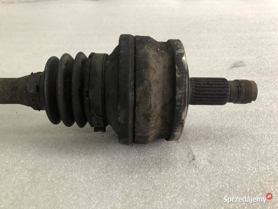 PÓŁOŚ PRAWY LEWY TYŁ MERCEDES W203 22CDI