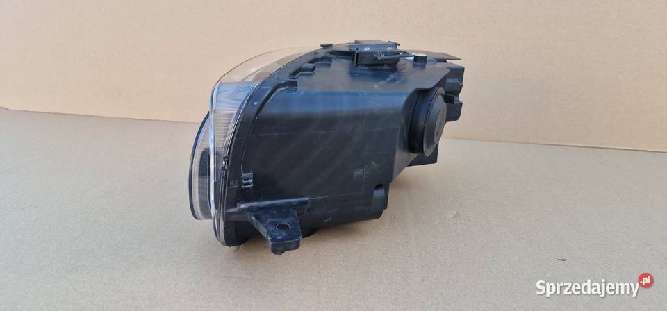 CITROEN BERLINGO IV 4 MULTISPACE III LAMPA Bieleń