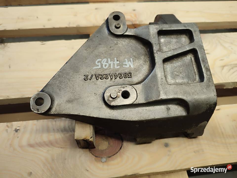 Łapa podpora silnika 3824A22A2 Massey Ferguson Wilkowo