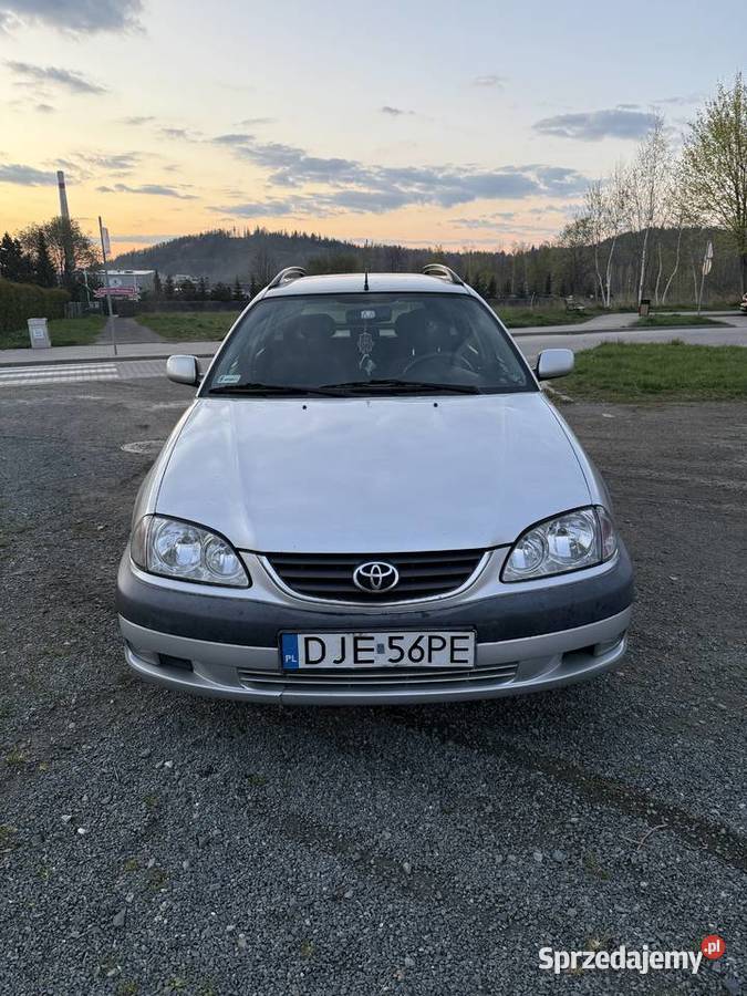 Niezawodna Toyota Avensis Kowary