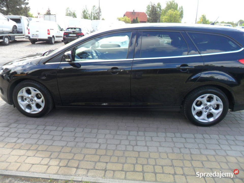 ford focus 10 EkoBoost serwisowany stan centralny zamek