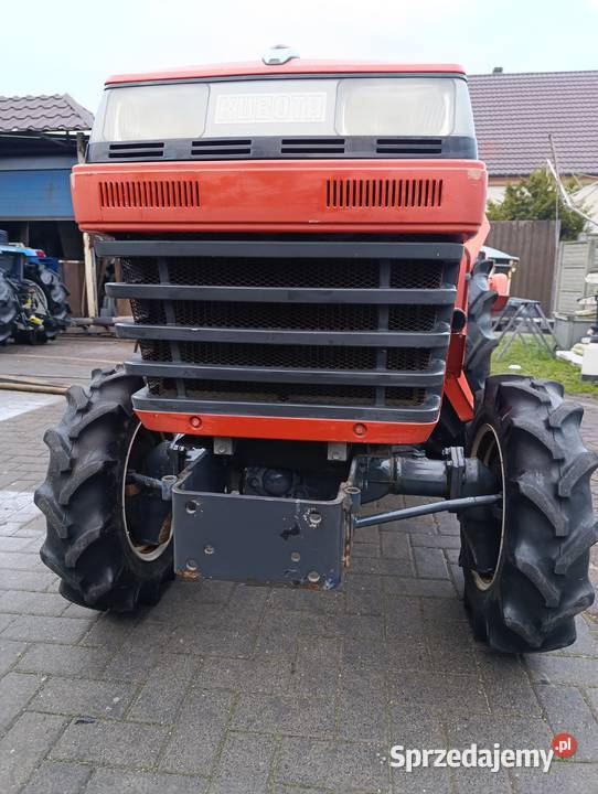 kubota L1 235 iseki yanmar mini traktorek Wilkowo Polskie