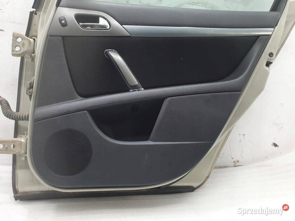 DRZWI PRAWY TYŁ KOMBI KOMPLETNE PEUGEOT 407 sprzedam