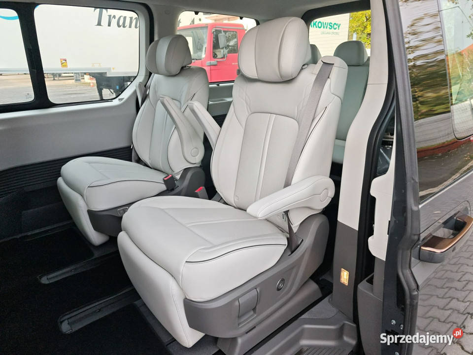 Hyundai Staria Duży rabat STARIA HEV 7os 16 TGDI Van / Minibus Piotrków Trybunalski