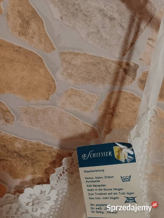 526XL Ekskluzywna biała halka z koronką z Halki i koszulki małopolskie Kraków sprzedam