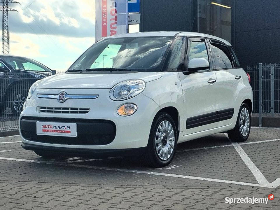 FIAT 500L 2017r Salon Niski przebieg Czujniki 500L wielkopolskie Poznań sprzedam