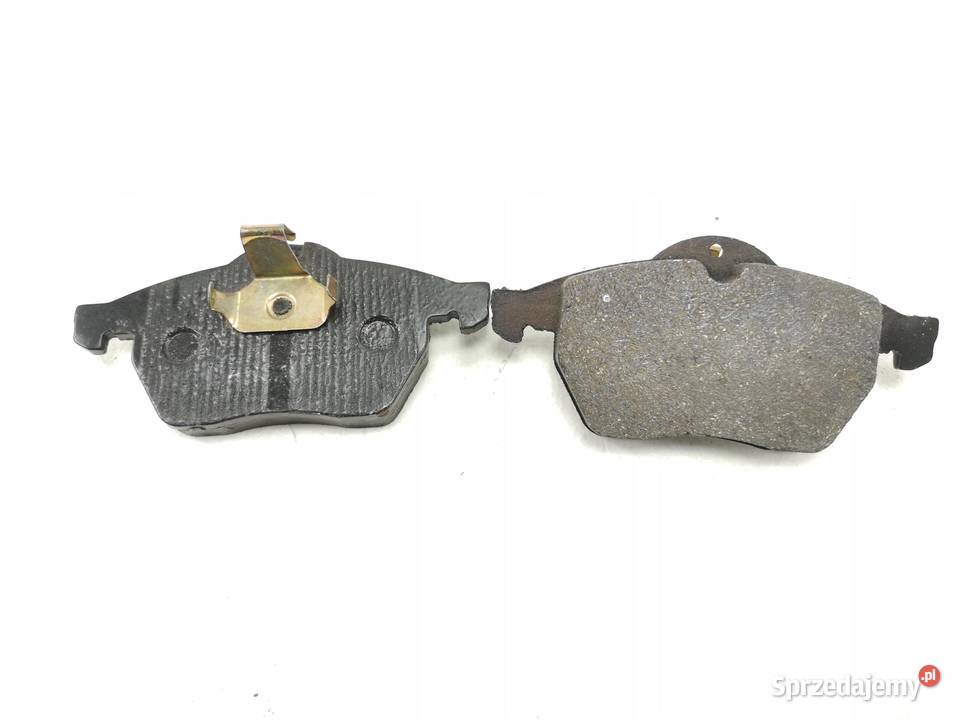 KLOCKI HAMULCOWE PRZÓD SAAB 95 23 T 9809 NOWE sprzedam