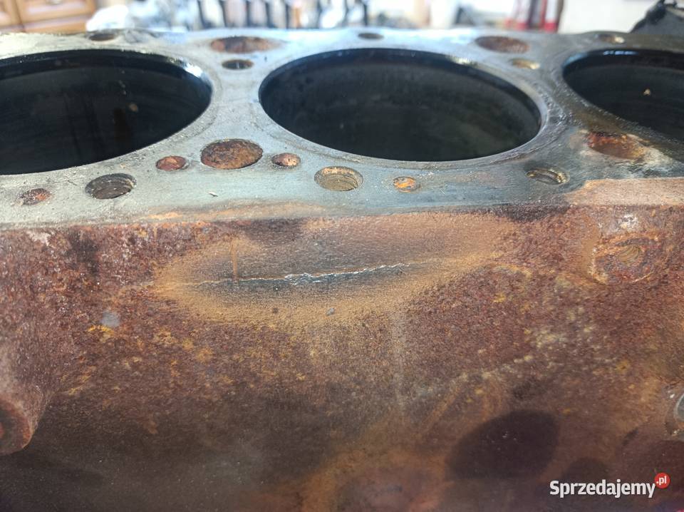 Silnik chevrolet V8 na części 50L 305 SBC vanbus osobowe Więcbork