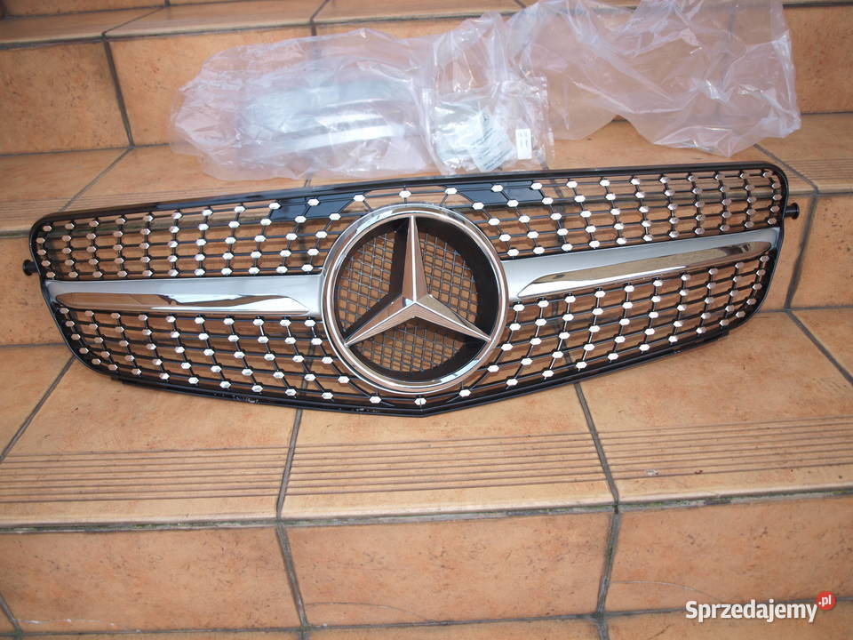 Mercedes C klasa W204 grill chrom atrapa przód Atrapy