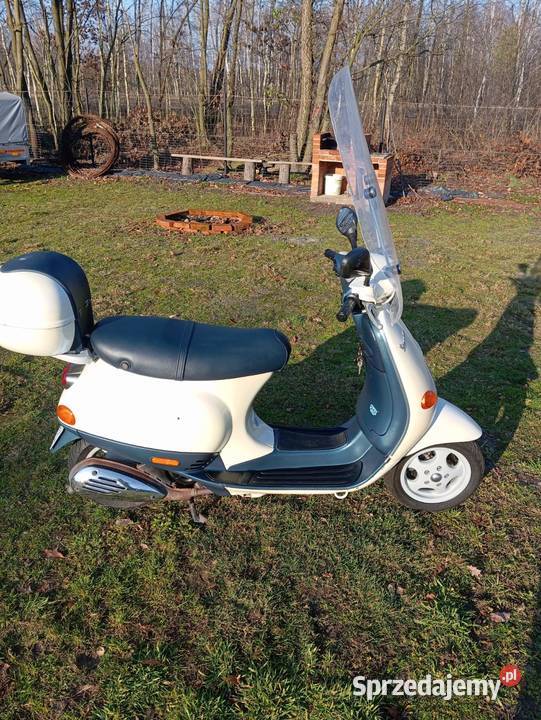 Sprzedam skuter Piaggio Vespa 50CC4T Knapy