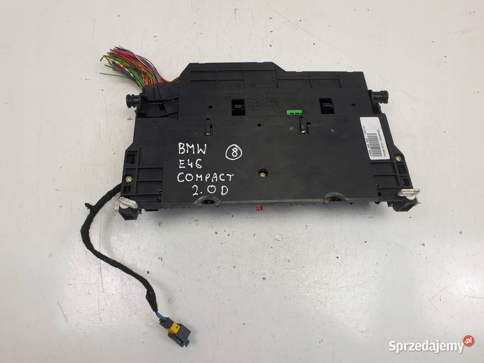 BMW E46 Compact 20 D SKRZYNKA BEZPIECZNIKÓW Rudka