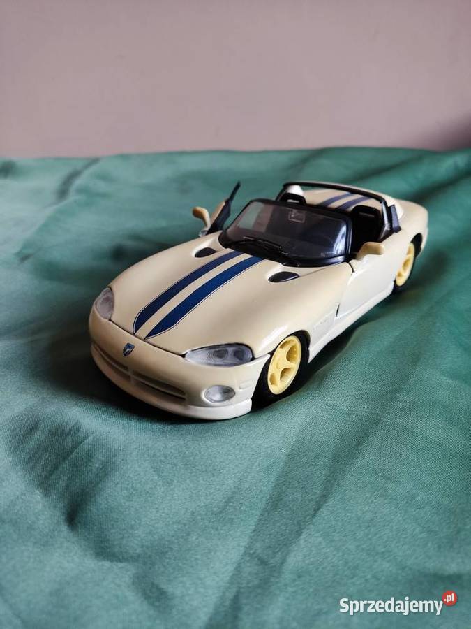 Model samochodu 124 Dodge Viper RT10 1996 Maisto Głuchołazy sprzedam