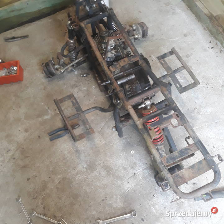 Rama quad 125 uszkodzony Różanka