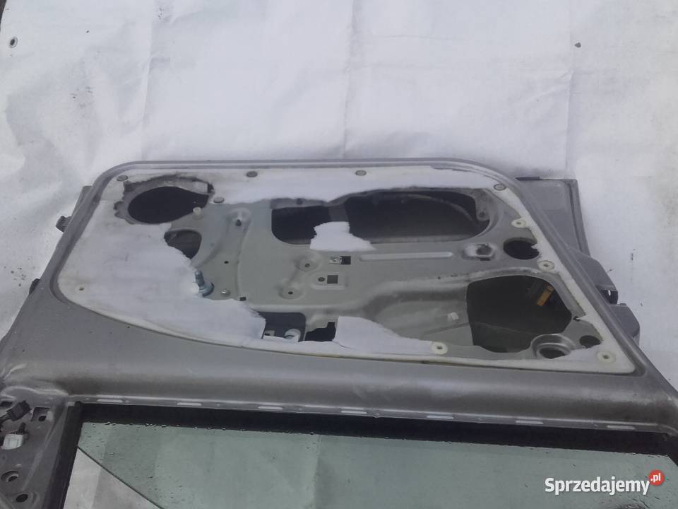 Fiat Albea kolor 647 lewe przednie drzwi Łódź