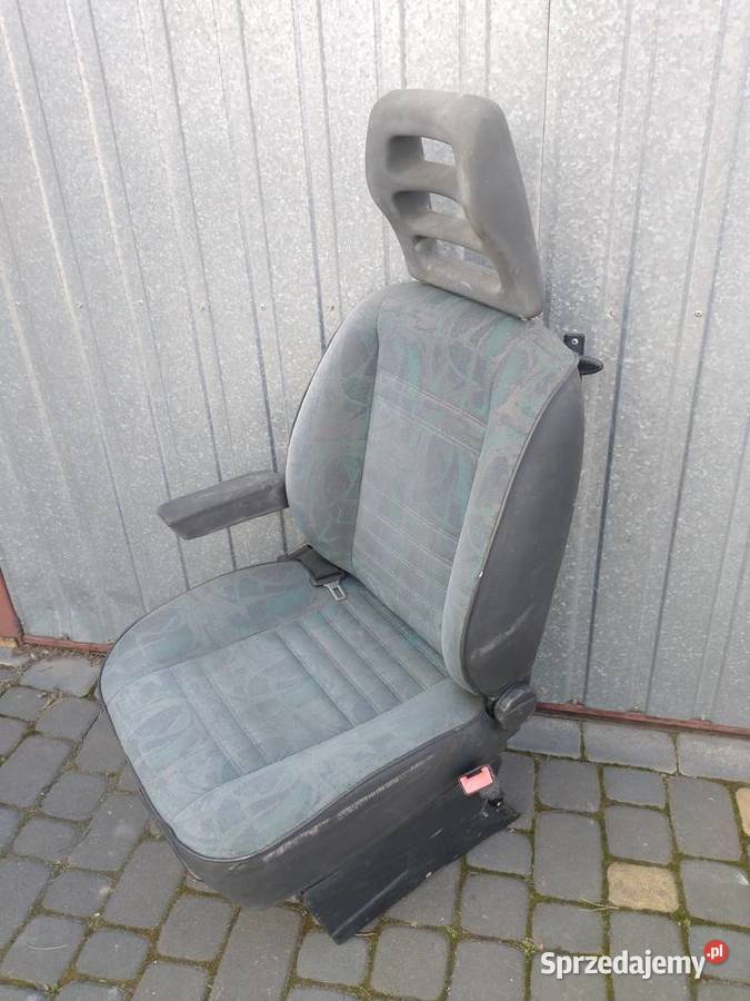 Sprzedam przednie fotele do busa Ostrowiec Świętokrzyski