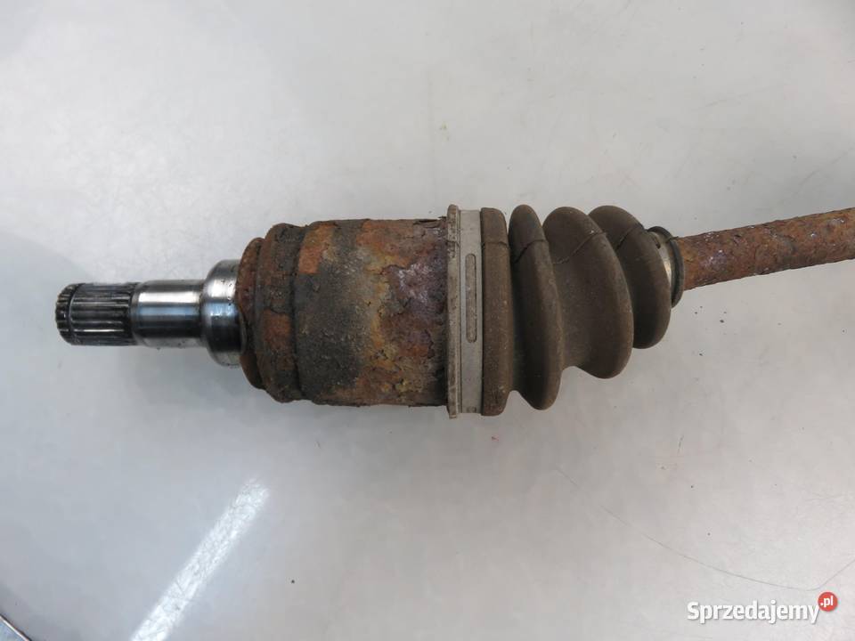 PÓŁOŚ PRAWA TYLNA PONTIAC VIBE I 18 AWD małopolskie