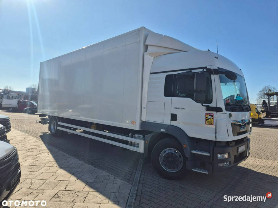 MAN TGM MAN TGM15290 SOLIDNY KONTENER Łaziska Górne sprzedam