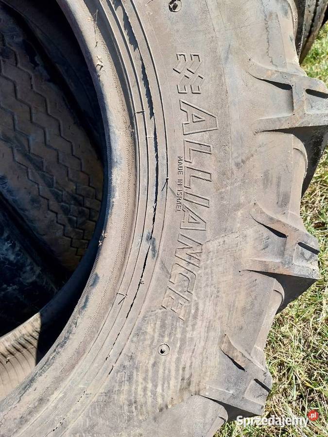 Opona Alliance 42070R28 Borek