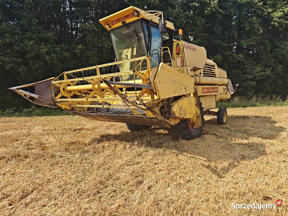 Kombajn zbożowy Holland 8050 Huszlew