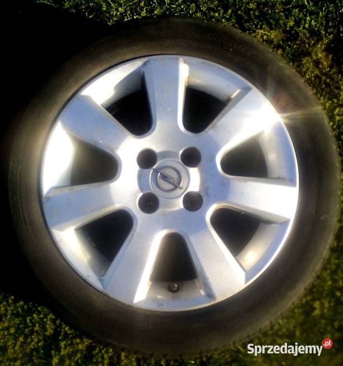 Opony Michelin 4 R15 z alufelgami Raszków