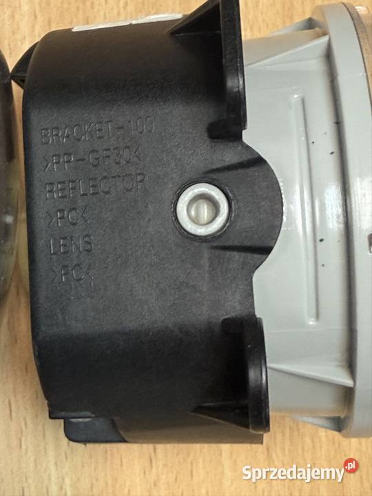 Lampa przeciwmgielna przednia PL Jeep Wrangler Lampy przeciwmgielne Słupsk