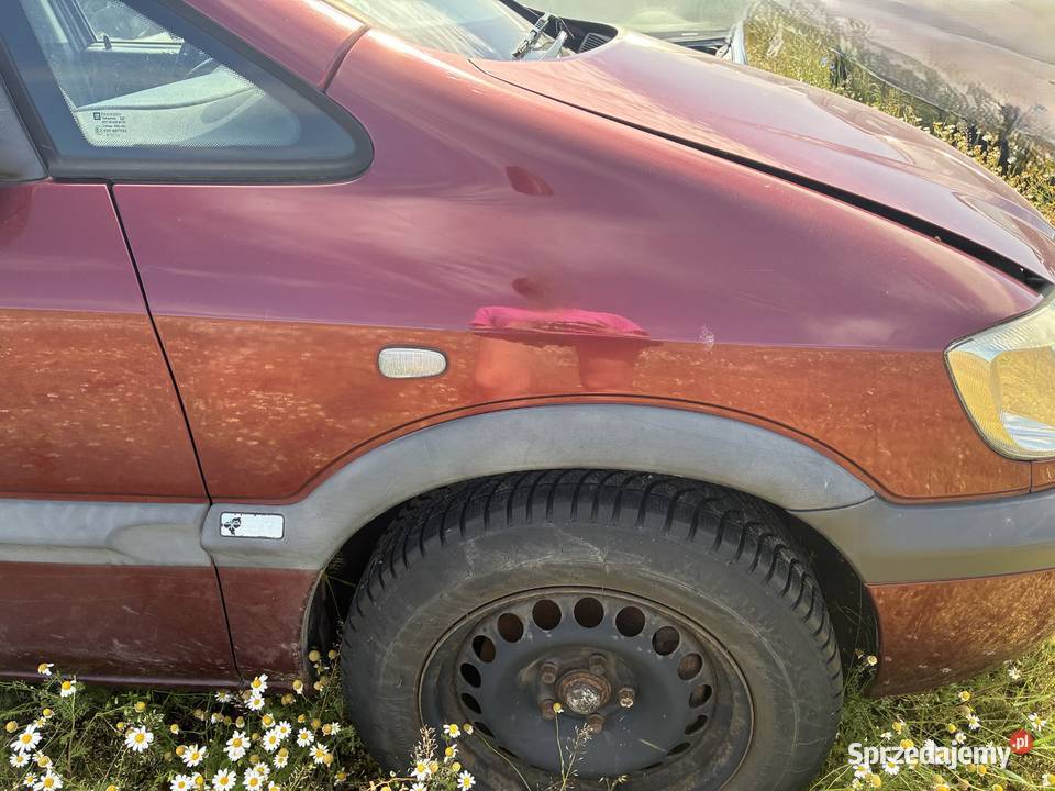 Błotnik Prawy Przód Opel Zafira A