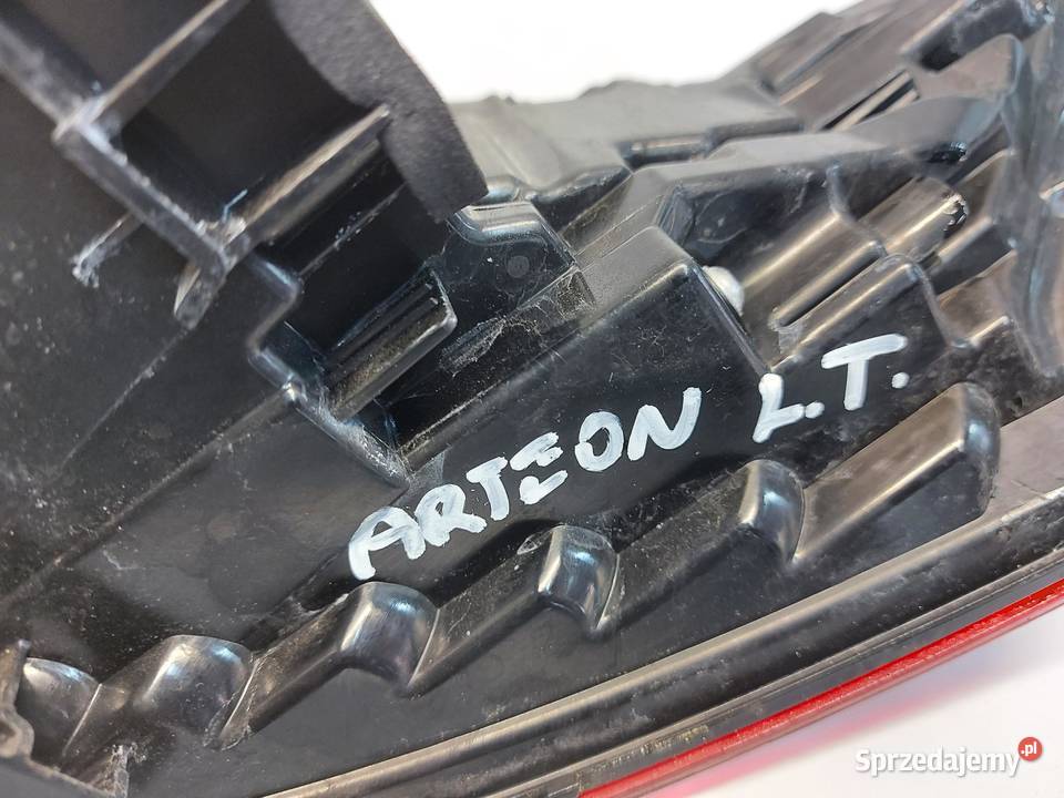 VW Arteon 3G8 2018r LAMPA LEWA TYŁ TYLNA Oświetlenie dolnośląskie