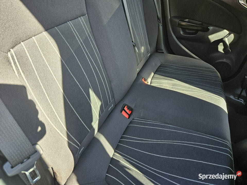 Opel Corsa wymianie rozrządu Klimatyzacja 69KM