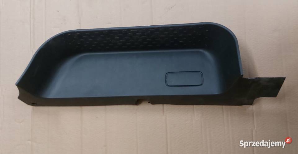 Renault Trafic IV 2324R STOPIEŃ SCHODEK OSŁONA Części samochodowe dolnośląskie Oleśnica