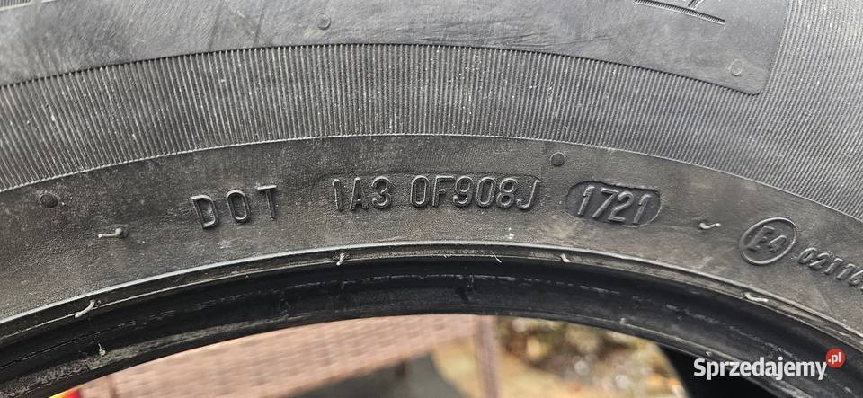 Opony 3 sztuki 27555 r19
