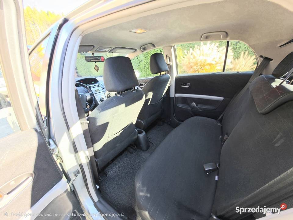 Sprzedam Toyotę Yaris II 13 benzyna Mały Jasienica Rosielna