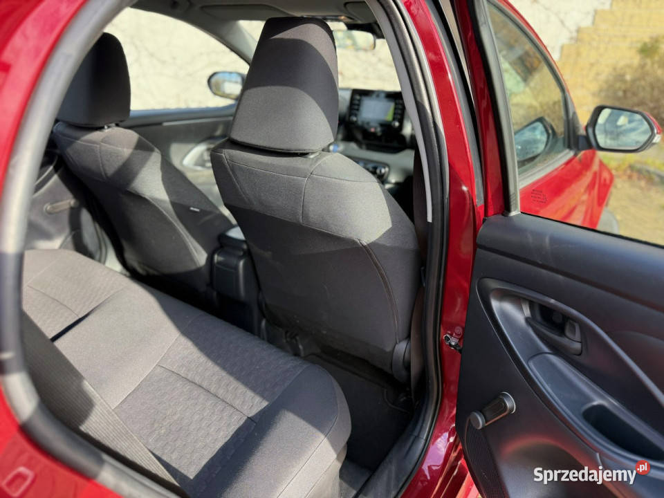 Toyota Yaris 15 Hybrid IV 2020 isofix Tarnowskie Góry