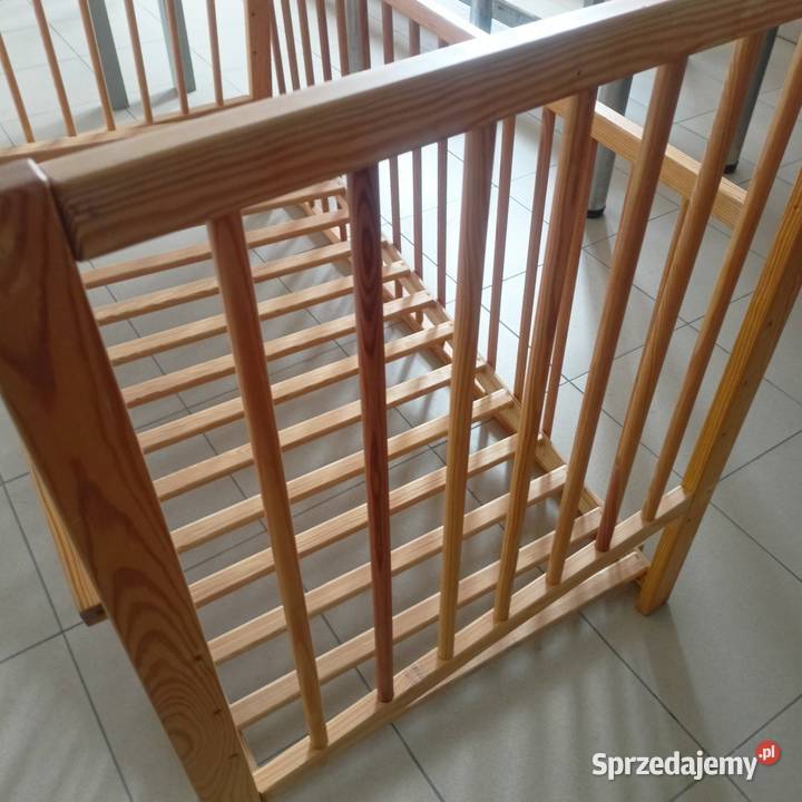 ŁÓŻECZKO DZIECIĘCE DREWNIANE materac kołderka Ropczyce