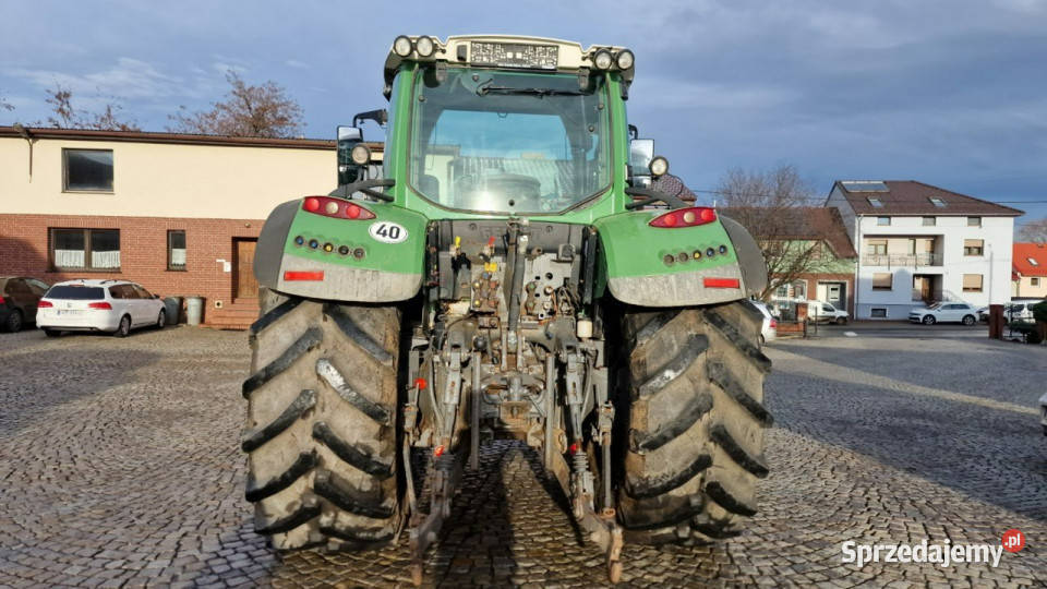 ciągniki Fendt 724 VARIO Fendt 724 Vario Klima Głogówek sprzedam