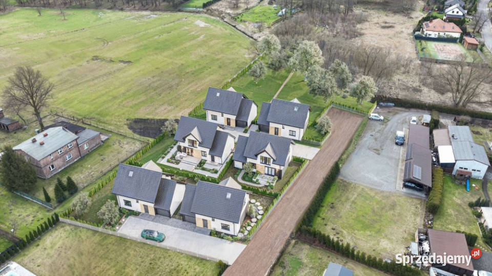 Dom z garażem Działka ponad 10 arów DOM POKAZOWY sprzedam