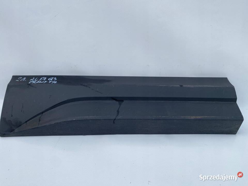 AUDI Q3 8U0 LIFT LISTWA DRZWI PRAWA TYŁ Części samochodowe