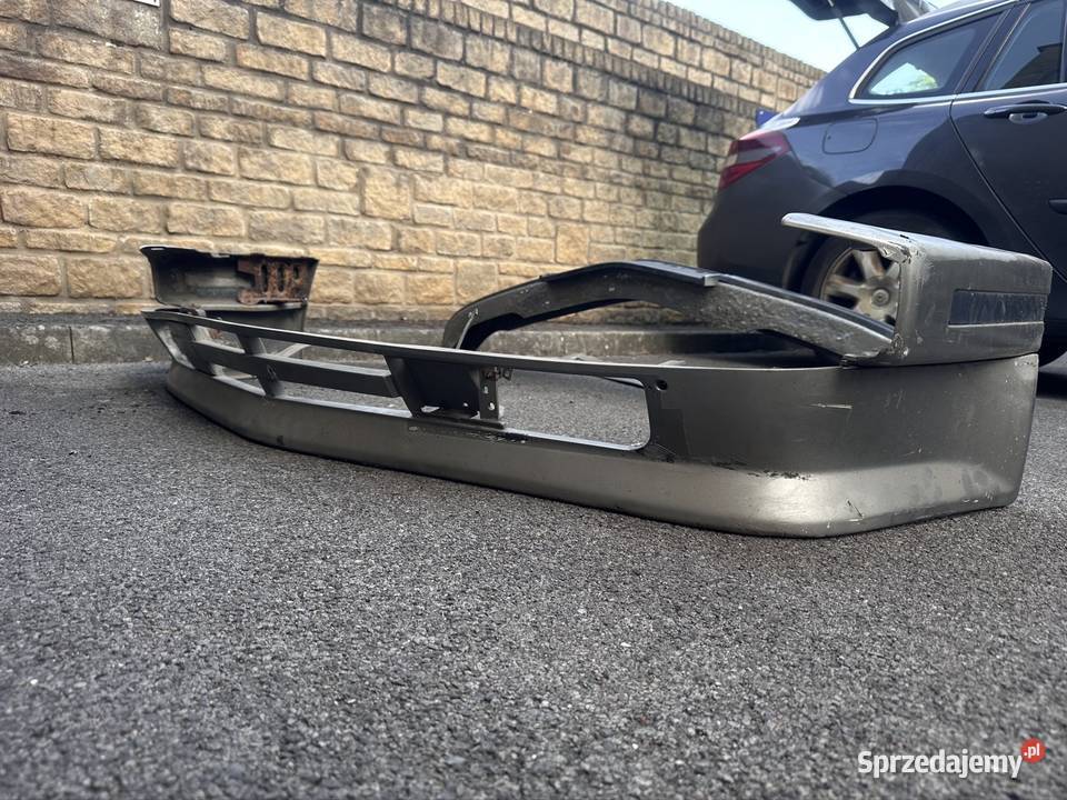 Dokładka zderzaka cs2 BMW e24 Toruń sprzedam