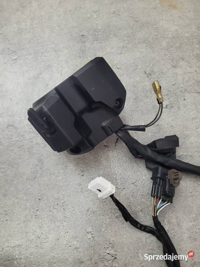 HONDA GOLD WING GL1800 SC79B 1823 OEM LEWY Przełączniki Nowy Tomyśl