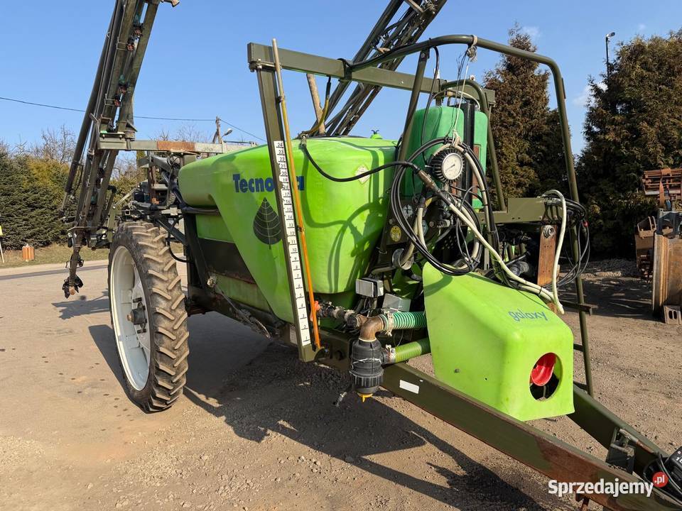 Opryskiwacz TECNOMA 2400L beczka 2400 litrów Nowa Ruda