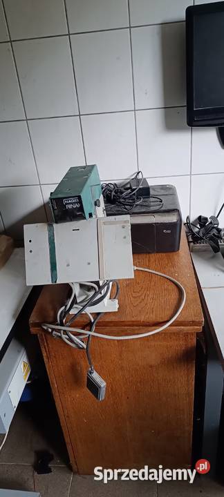 Syndyk sprzeda zszywarkę stołową NAGEL