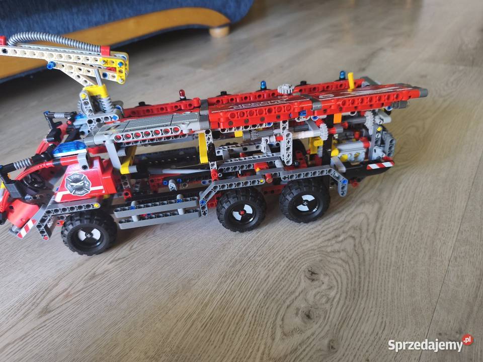 LEGO Technic 42068 Pojazd straży pożarnej Bełchatów